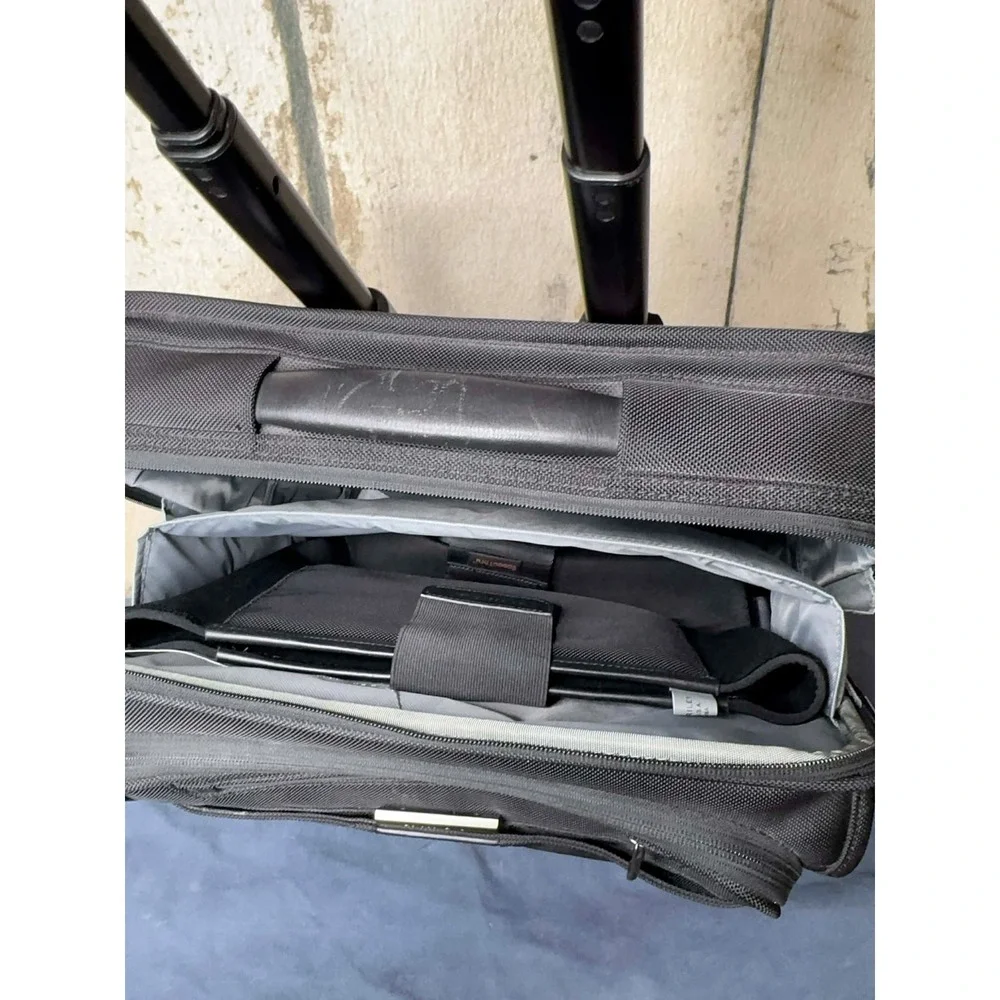 Briggs & Riley KR305-4 Rolling‎ Laptop Briefcase Carry On Business Travel Case